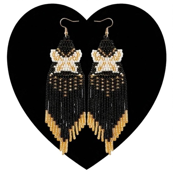 Amy Bee Jewelry Jewelry - Black and Gold Bow Pattern Beaded Tassel Earrings. New.